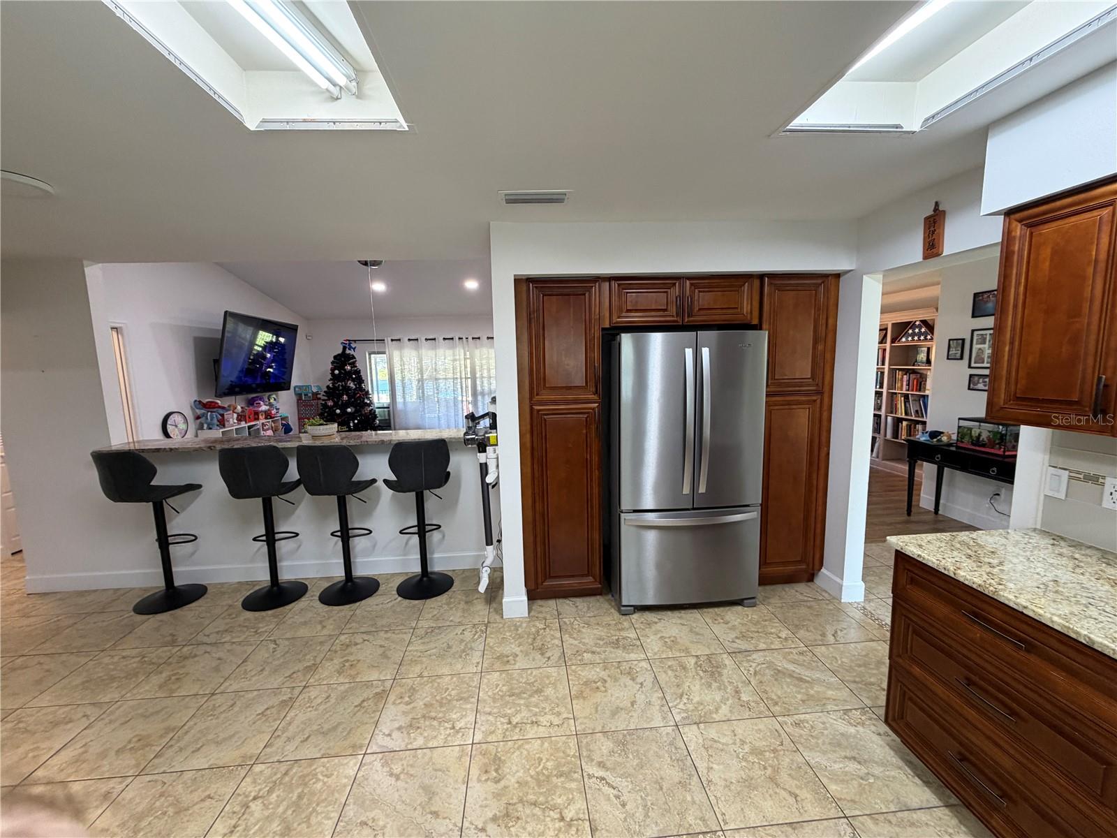 Image 6 of 28 For 17512 Brandywine Drive