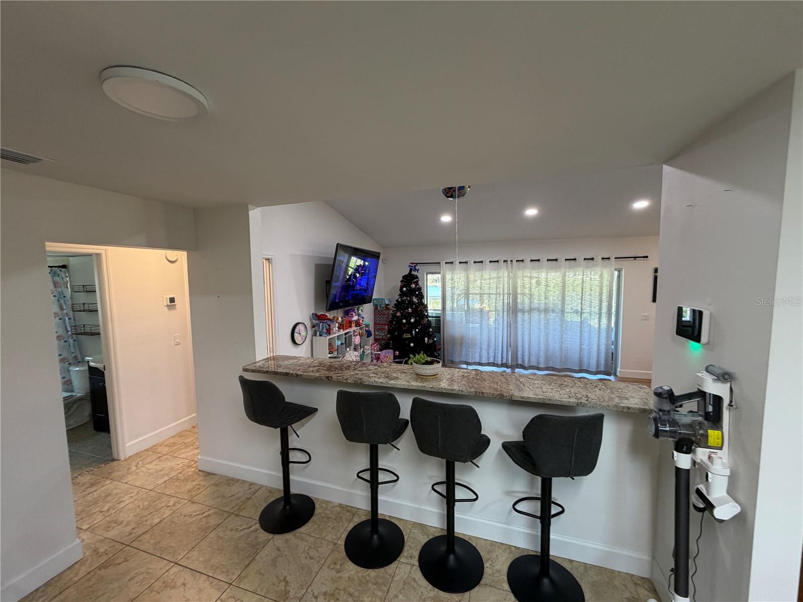 Image 7 of 28 For 17512 Brandywine Drive