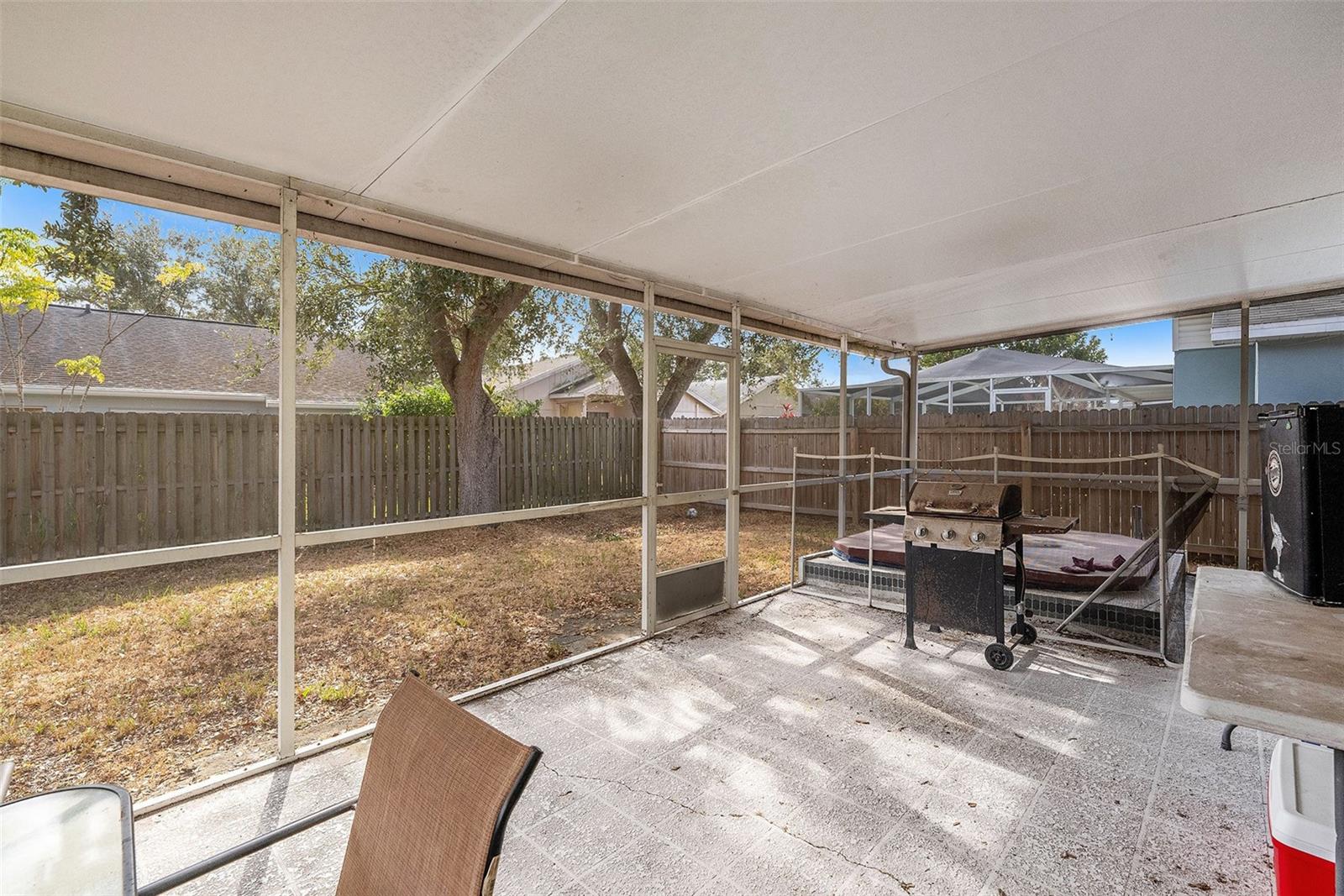 Listing photo id 17 for 1653 Portsmouth Lake Drive