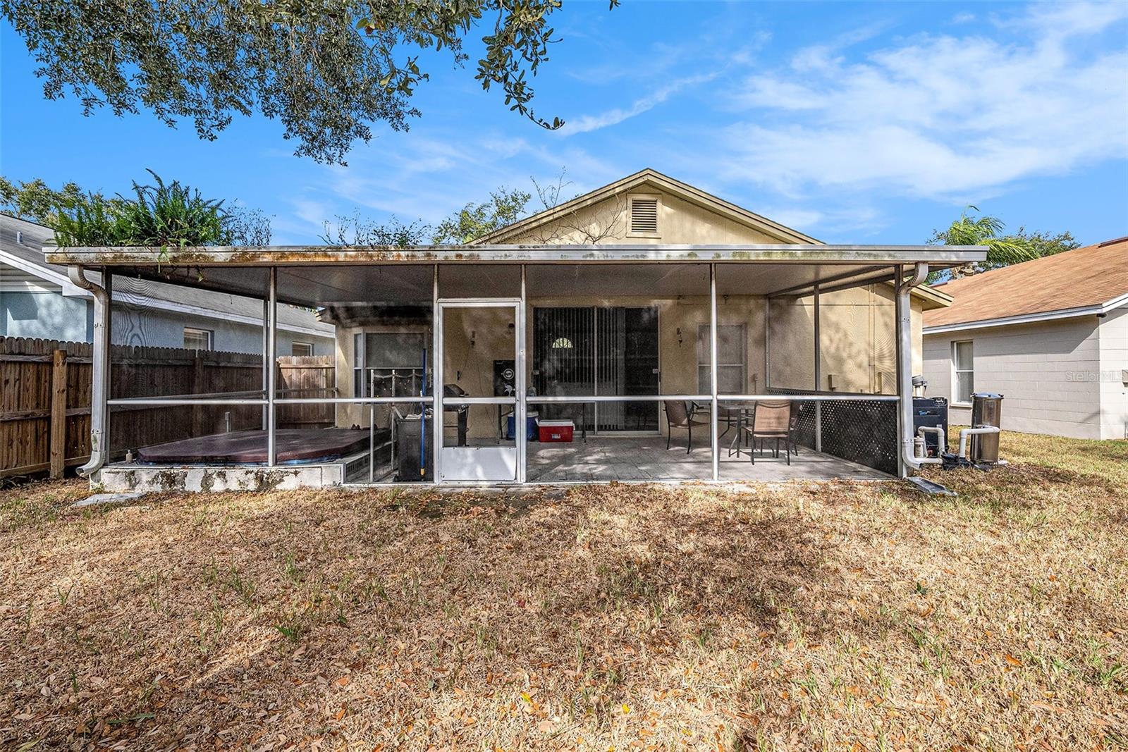 Listing photo id 18 for 1653 Portsmouth Lake Drive