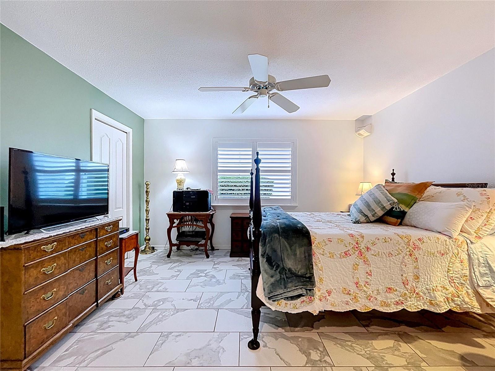 Image 18 of 48 For 9276 Ashley Drive