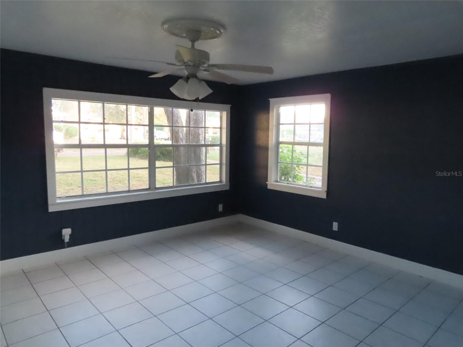 Image 5 of 12 For 1028 Marjorie Street