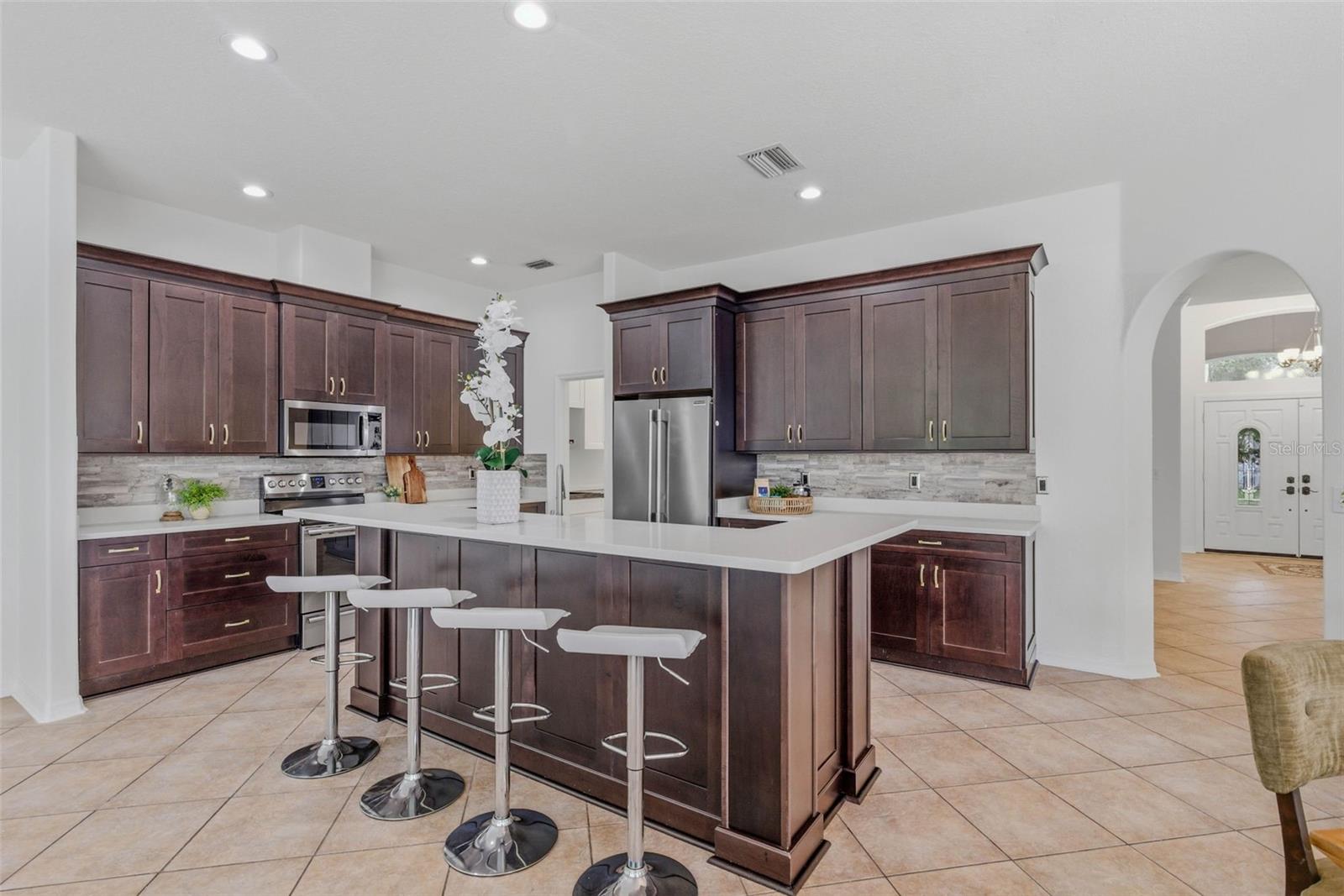 Image 19 of 92 For 4309 Waterford Landing Drive