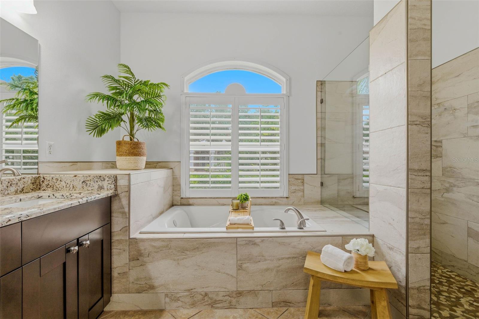 Image 43 of 92 For 4309 Waterford Landing Drive