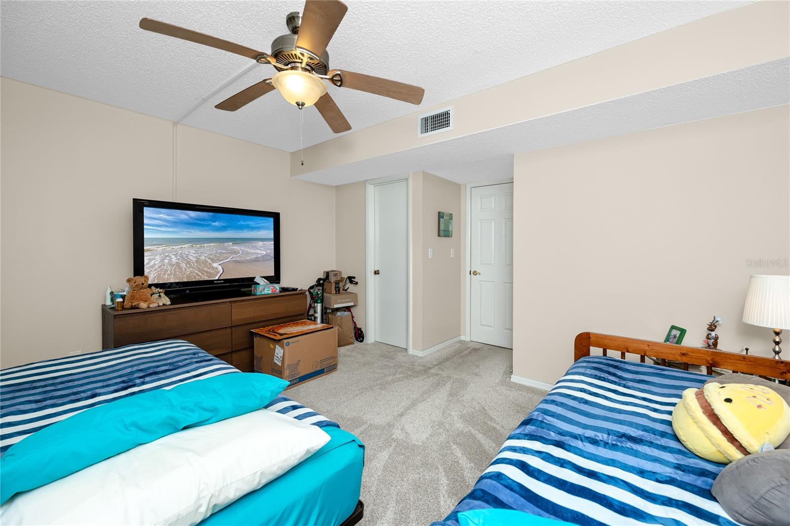 Image 29 of 43 For 2737 Enterprise Road E 112