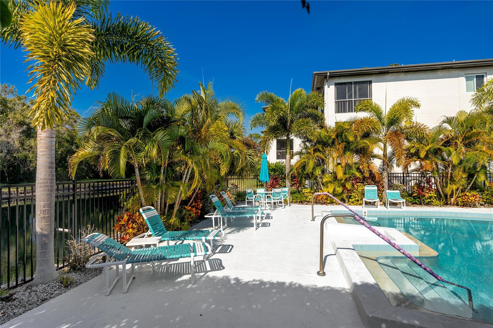 Image 34 of 43 For 2737 Enterprise Road E 112