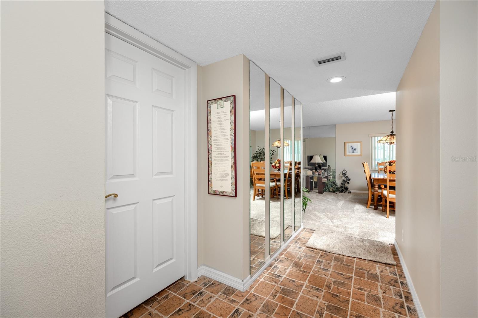 Image 8 of 43 For 2737 Enterprise Road E 112