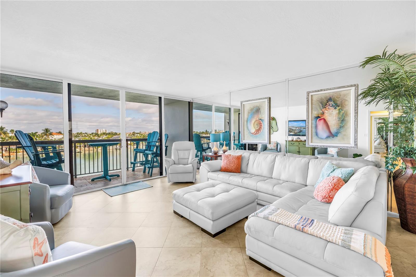 Image 15 of 42 For 9495 Blind Pass Road 406