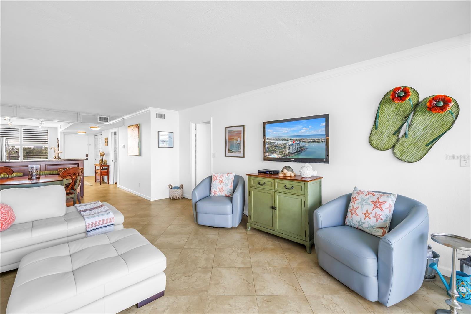 Image 16 of 42 For 9495 Blind Pass Road 406