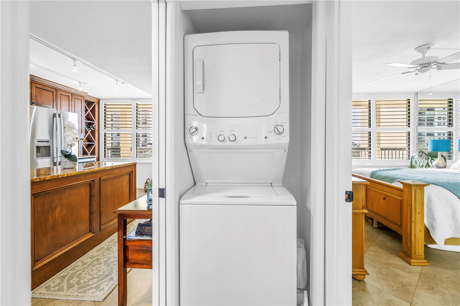 Image 18 of 42 For 9495 Blind Pass Road 406