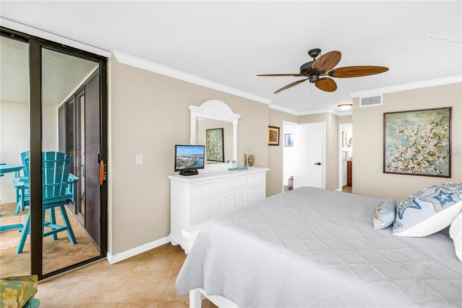 Image 23 of 42 For 9495 Blind Pass Road 406