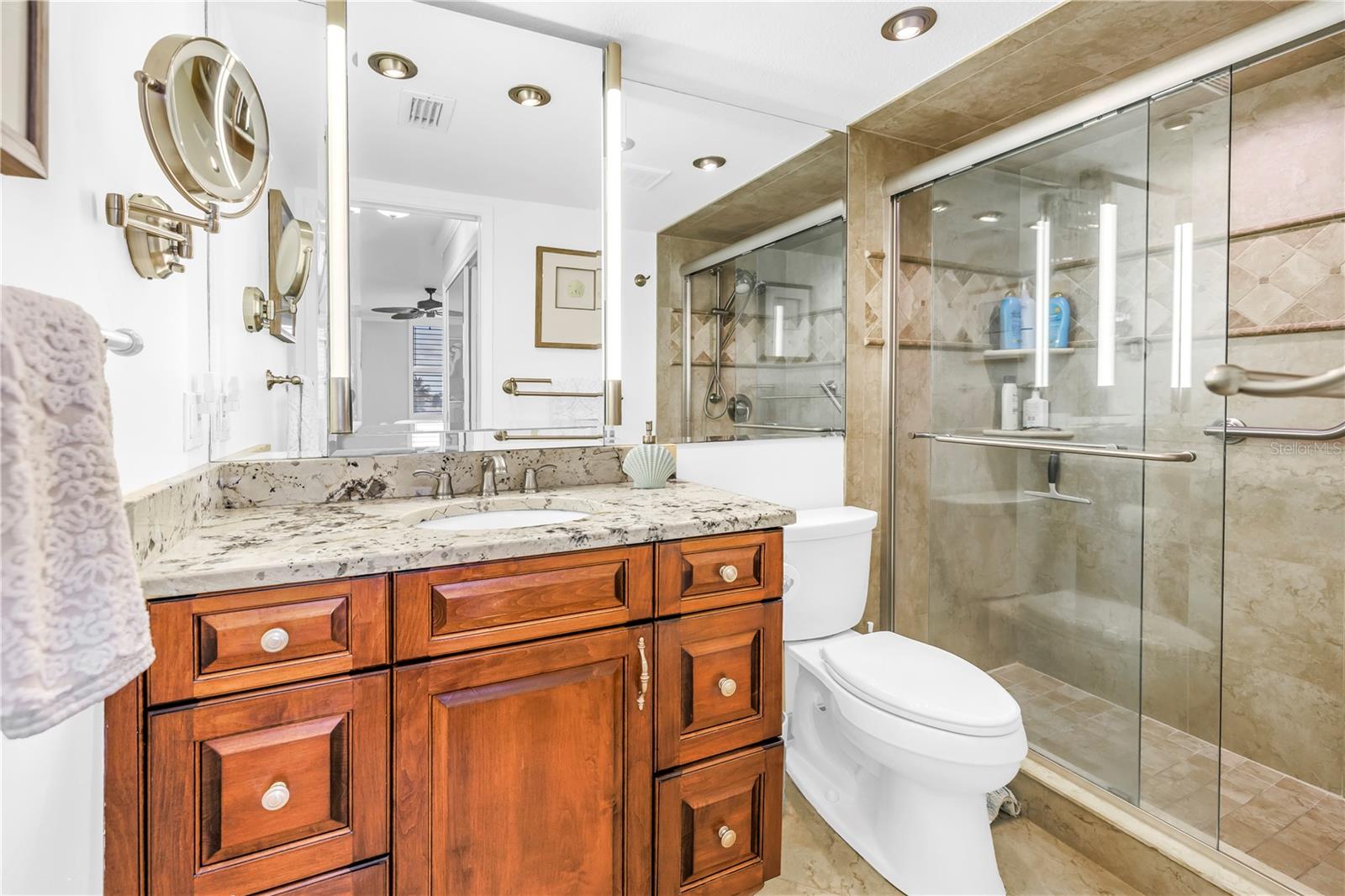 Image 24 of 42 For 9495 Blind Pass Road 406