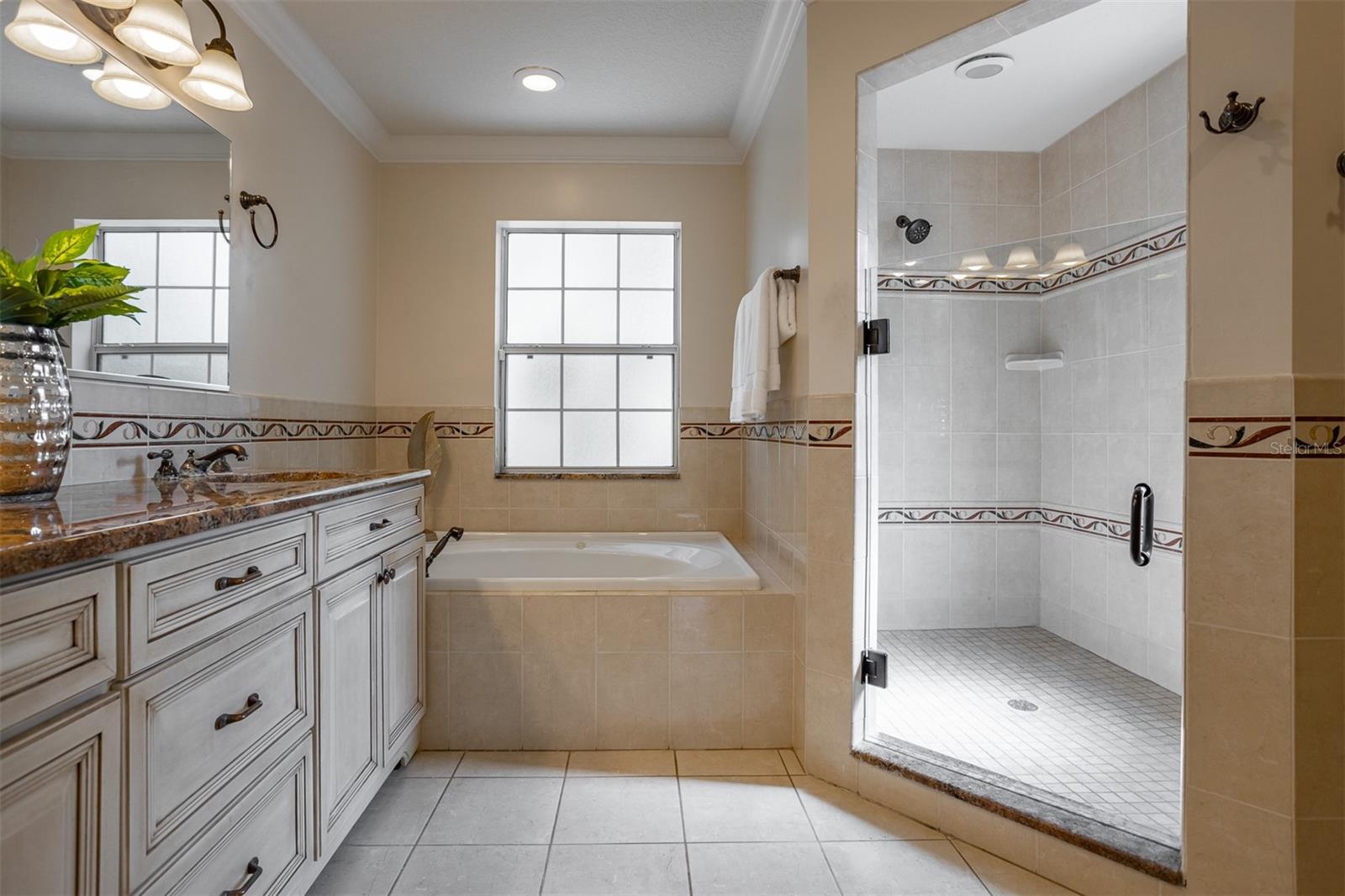 Image 30 of 92 For 321 Barbara Circle