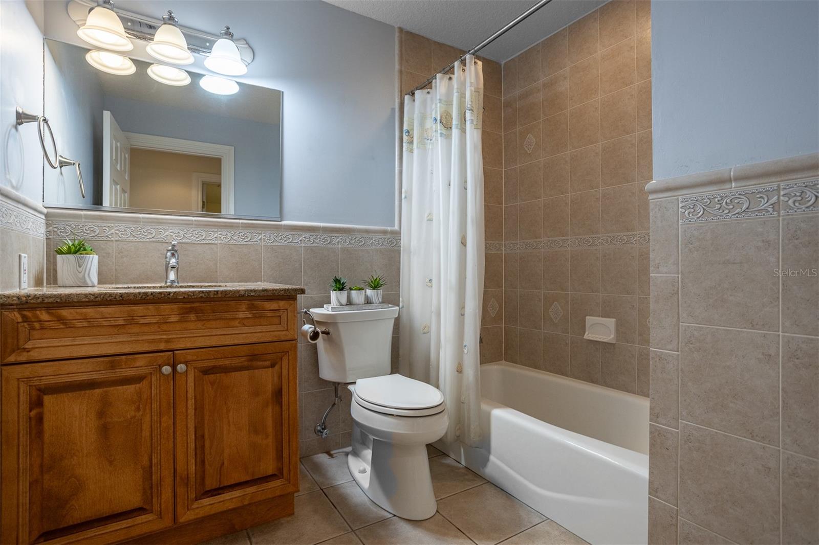 Image 44 of 92 For 321 Barbara Circle