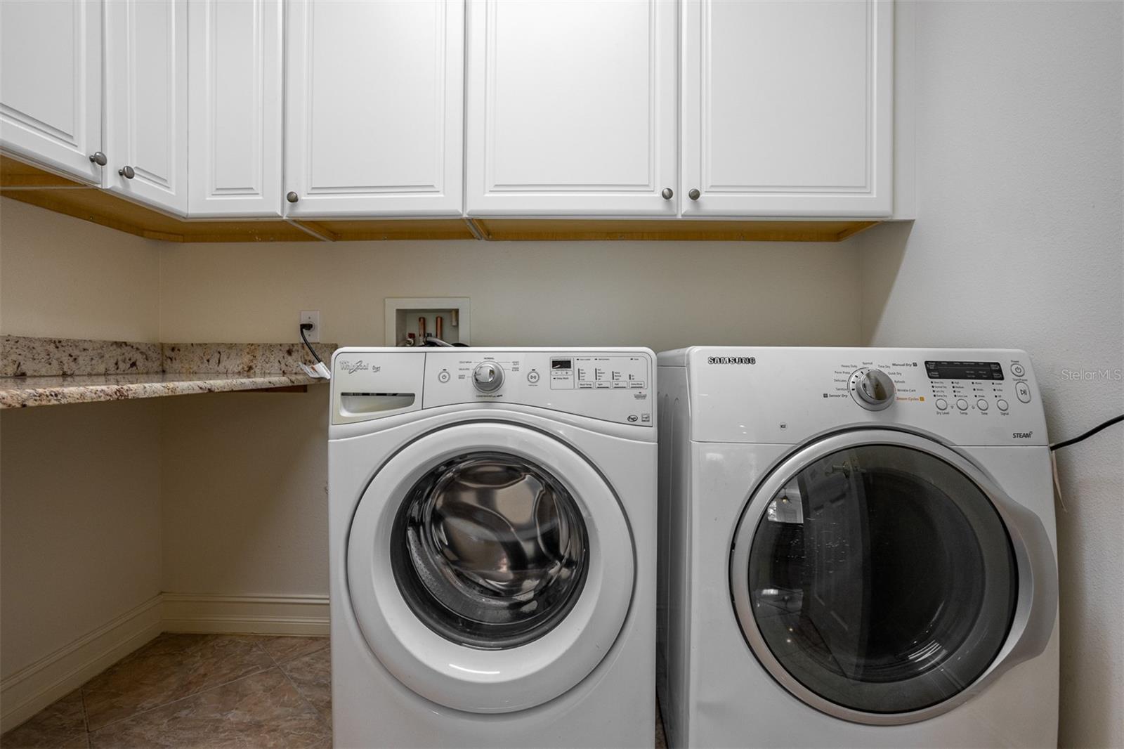 Image 59 of 92 For 321 Barbara Circle