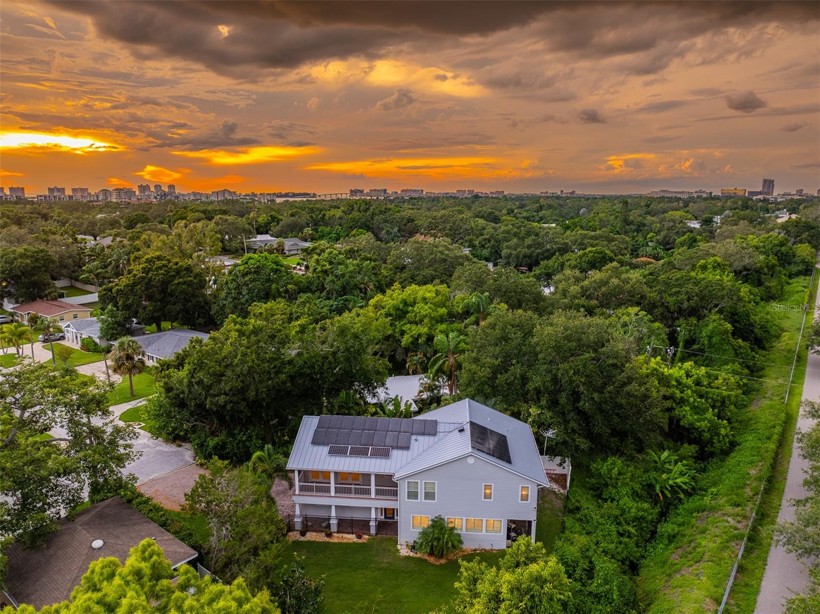 Image 75 of 92 For 321 Barbara Circle