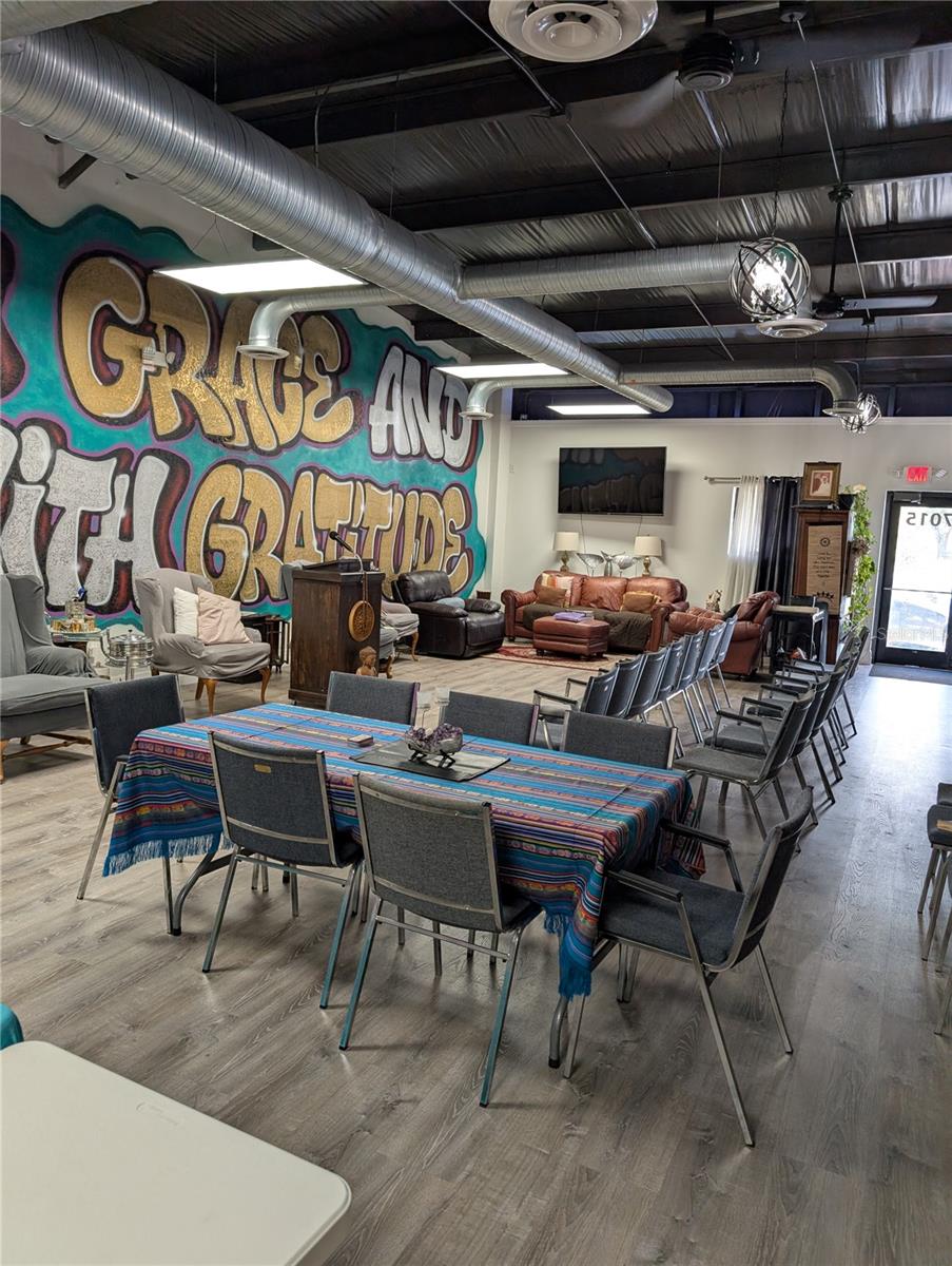 Image 7 of 11 For 7015 Manhattan Avenue