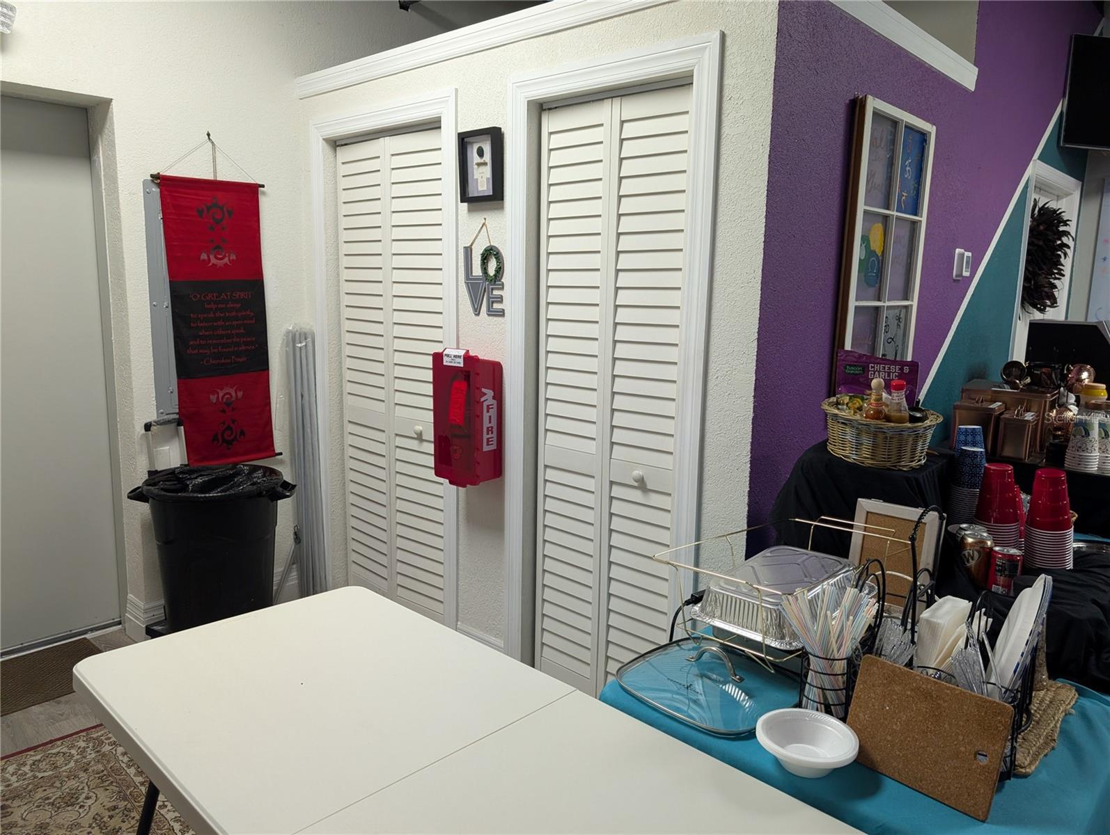 Image 9 of 11 For 7015 Manhattan Avenue