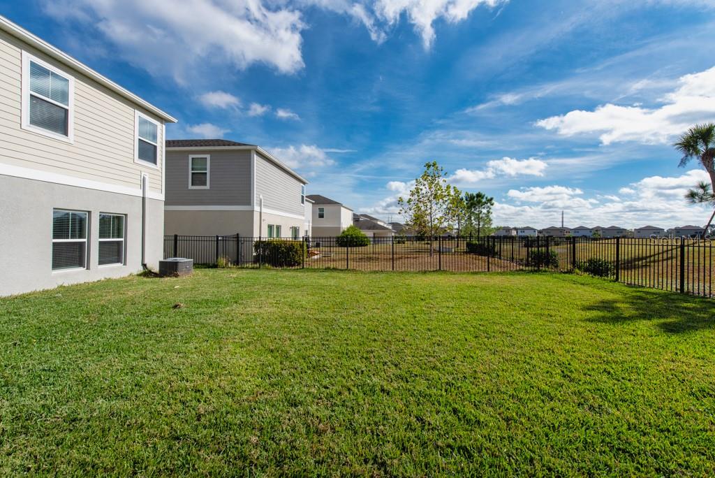 Image 33 of 46 For 14617 Brumby Ridge Avenue