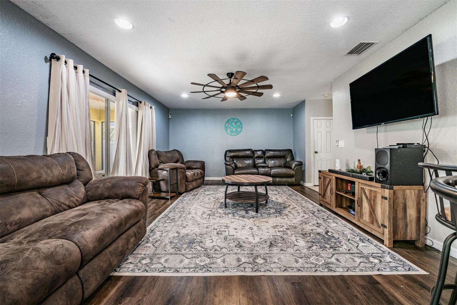 Image 10 of 27 For 11367 Cocoa Beach Drive