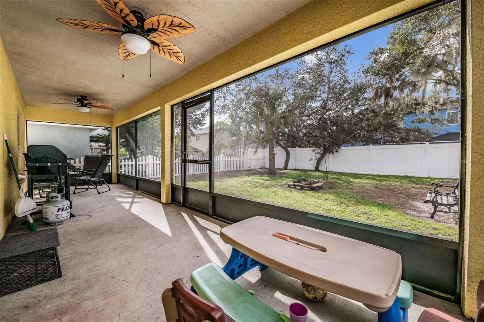 Image 21 of 27 For 11367 Cocoa Beach Drive