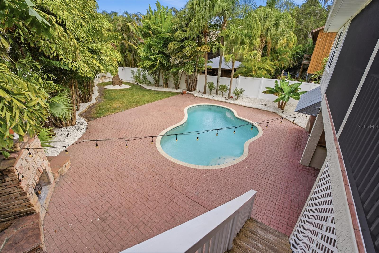 Image 26 of 60 For 841 Delaware Avenue