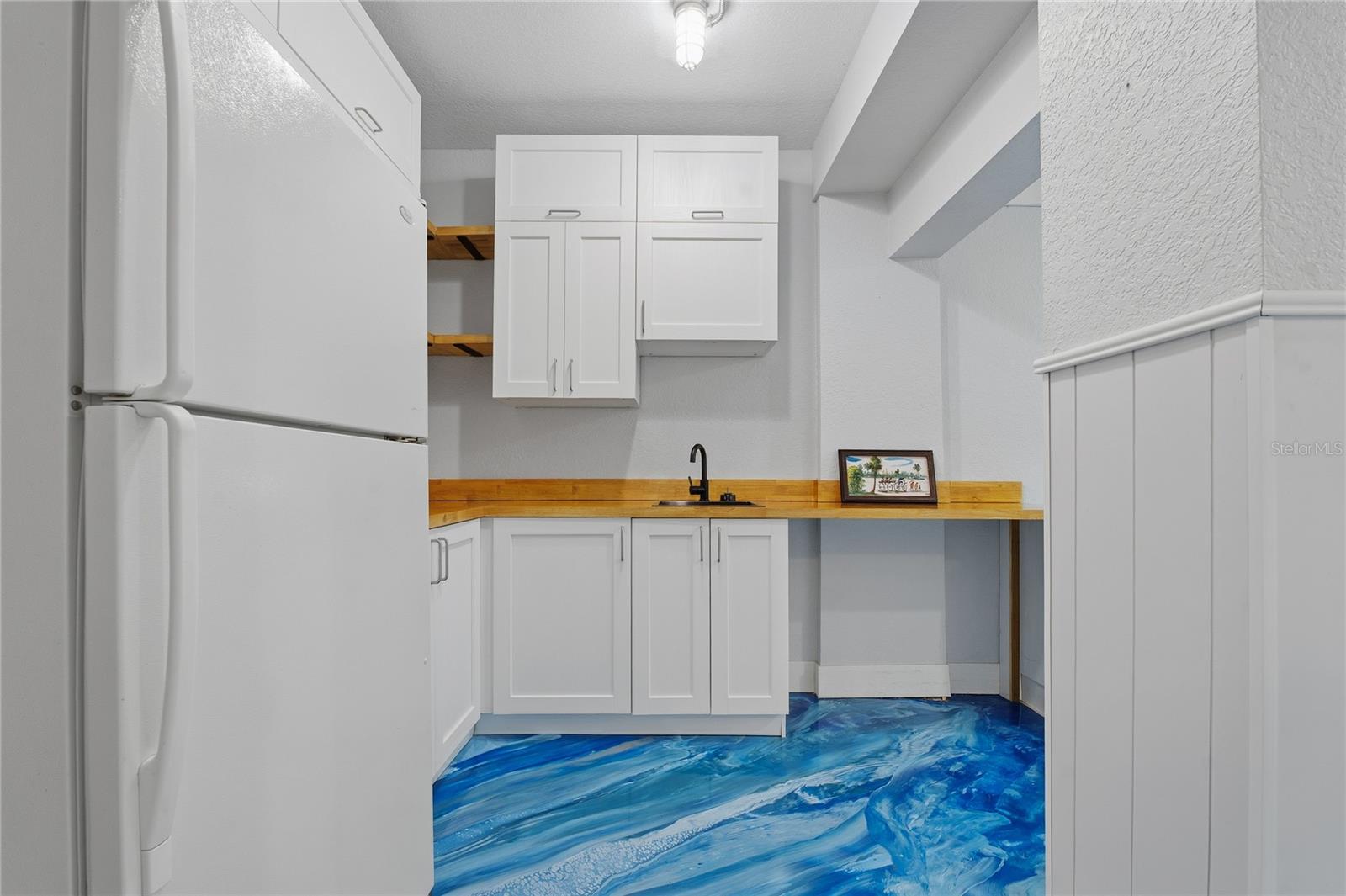 Image 40 of 60 For 841 Delaware Avenue