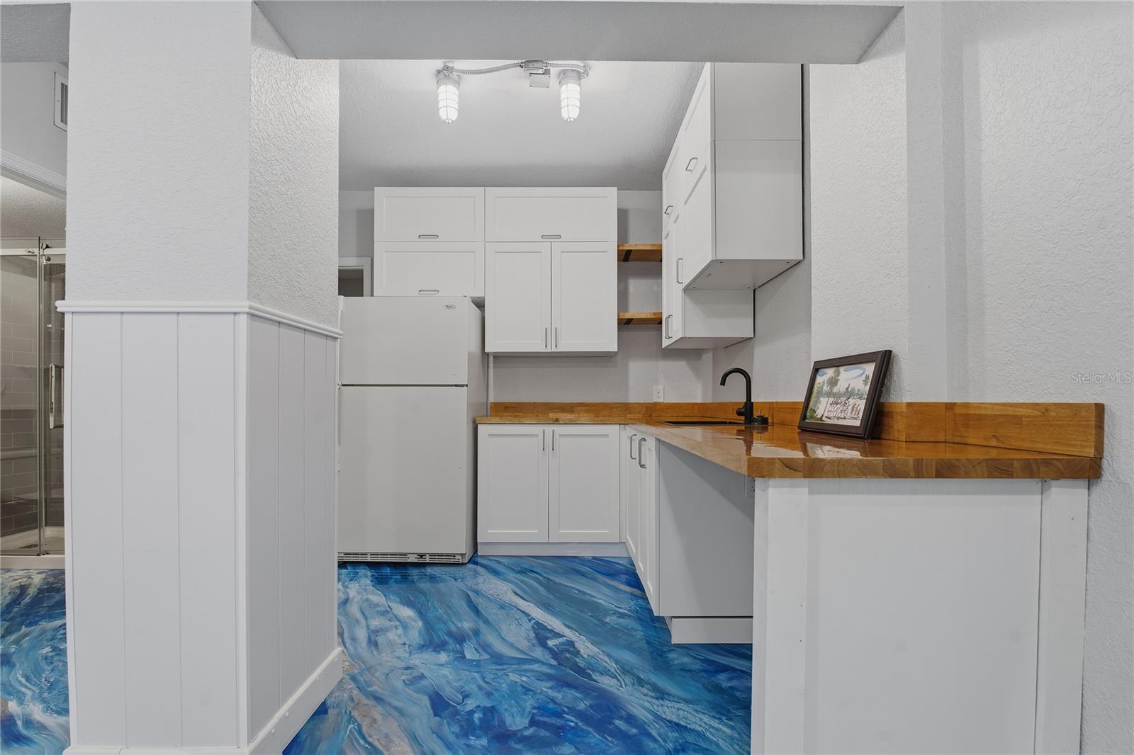 Image 41 of 60 For 841 Delaware Avenue