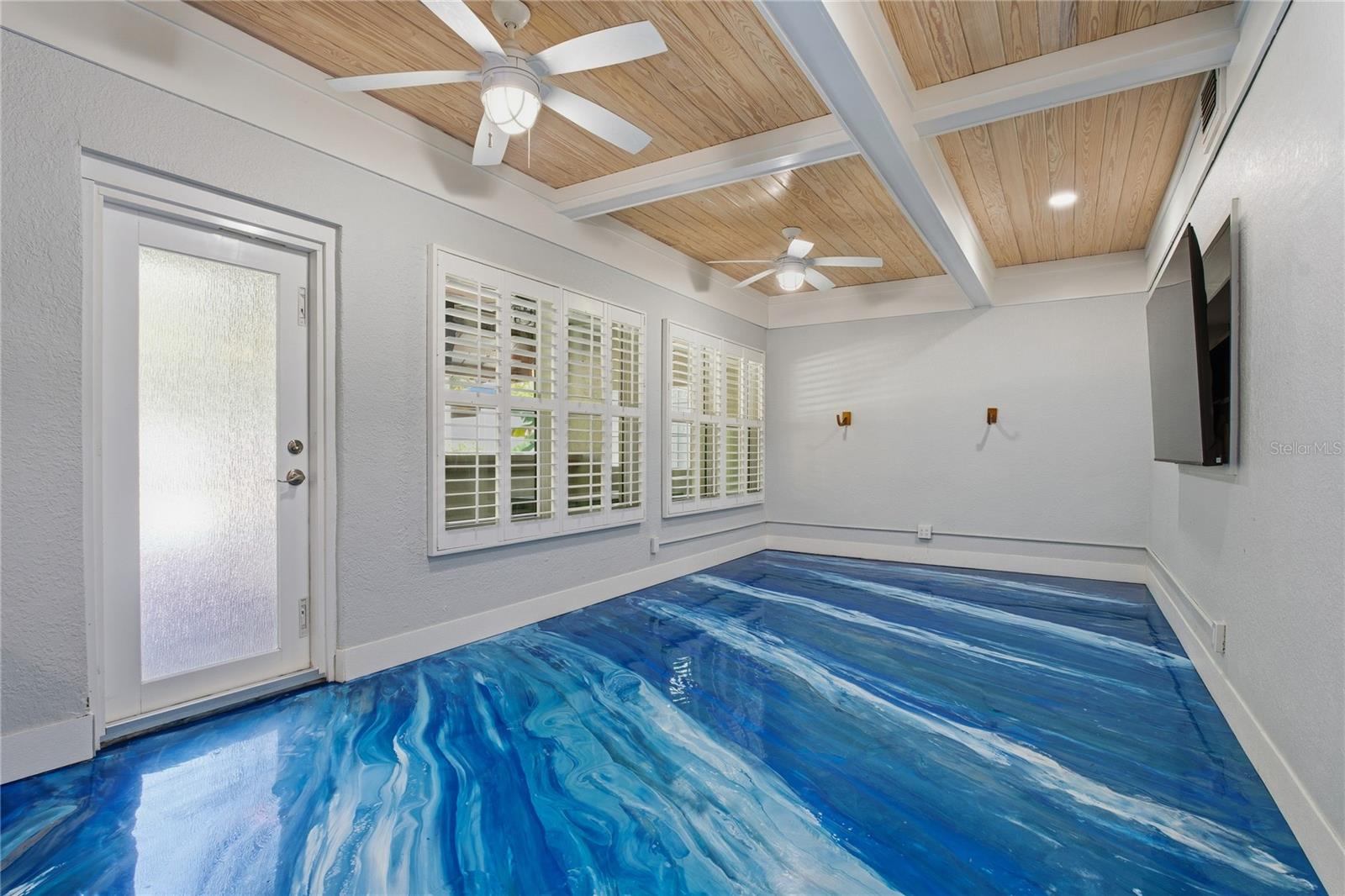 Image 42 of 60 For 841 Delaware Avenue