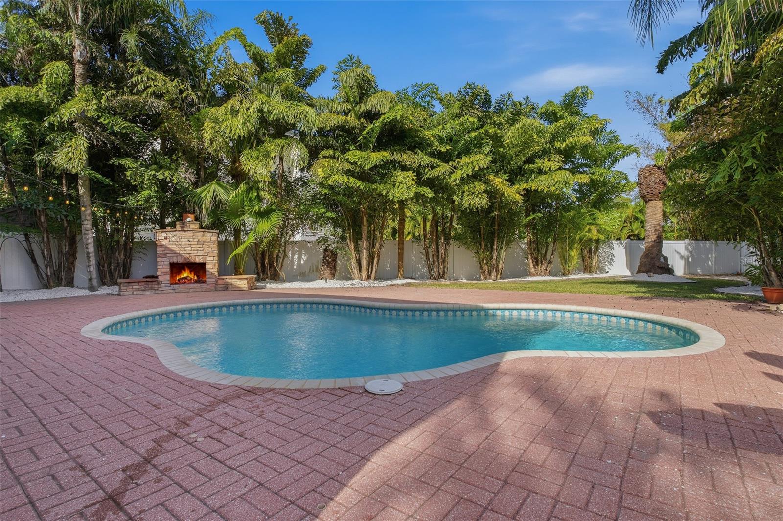 Image 46 of 60 For 841 Delaware Avenue