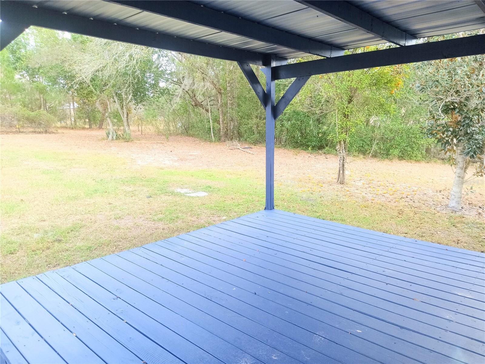 Listing photo id 22 for 8116 Weeping Willow Street