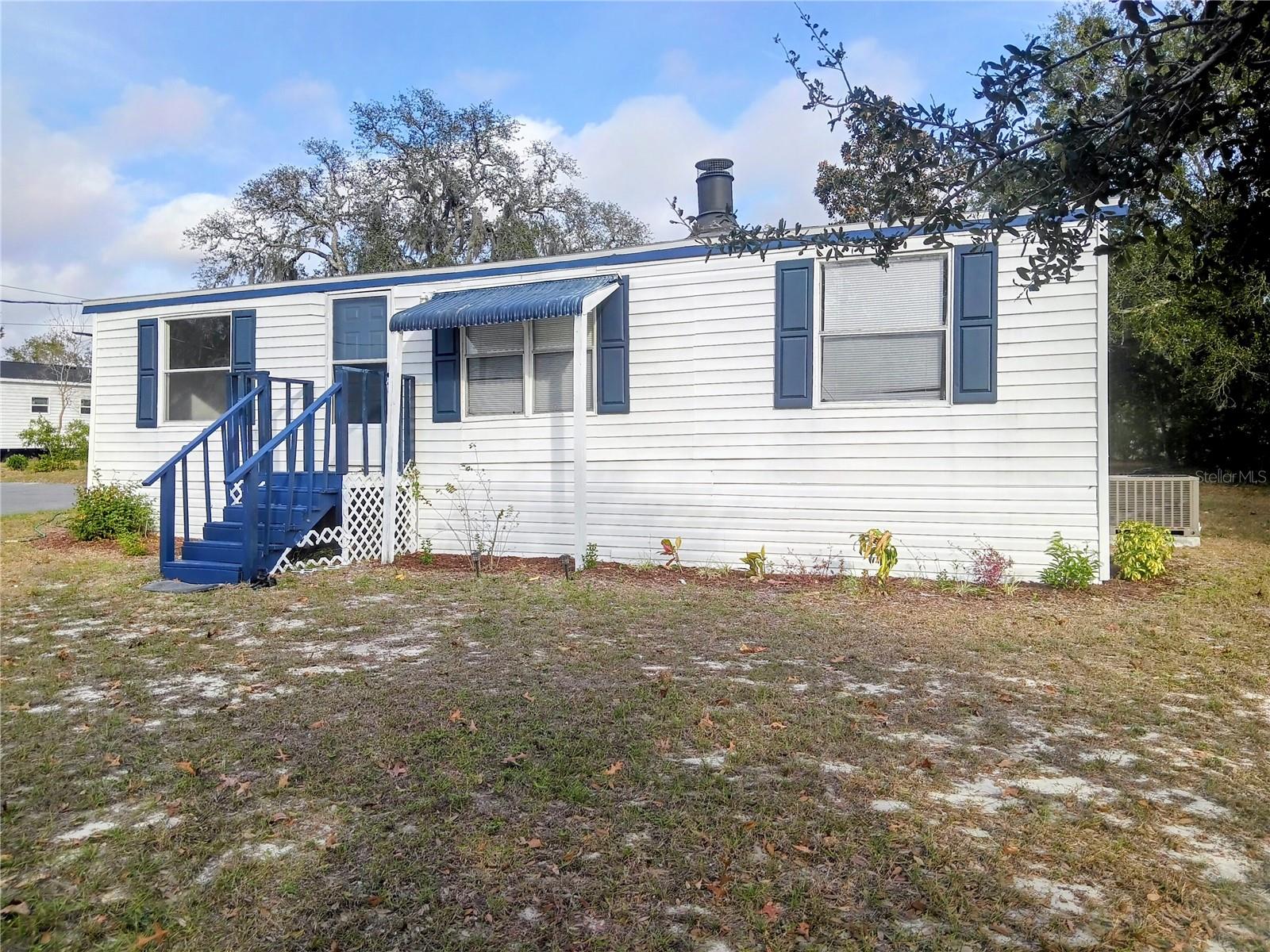 Listing photo id 1 for 8116 Weeping Willow Street