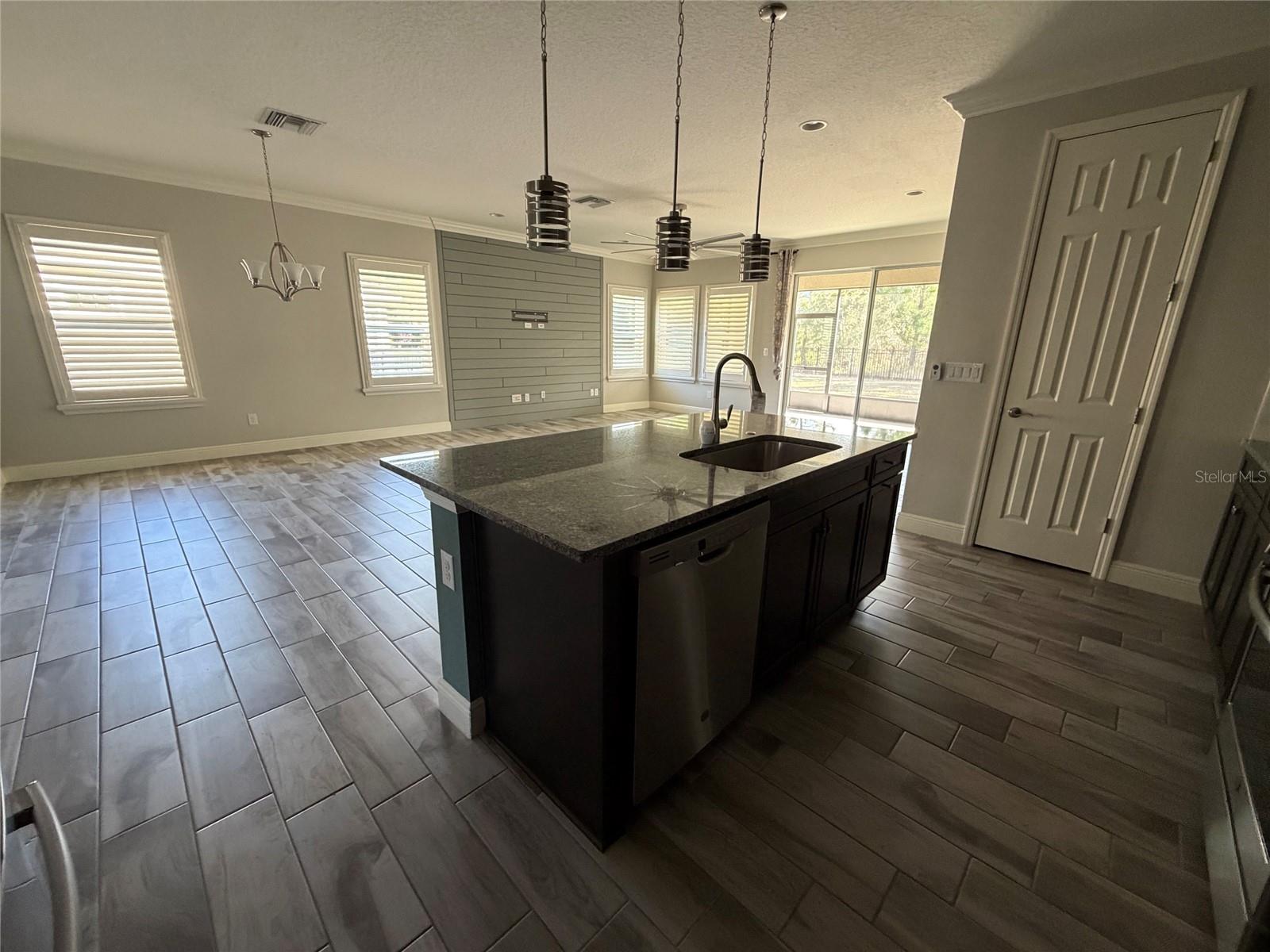 Image 23 of 42 For 6204 Colmar Place