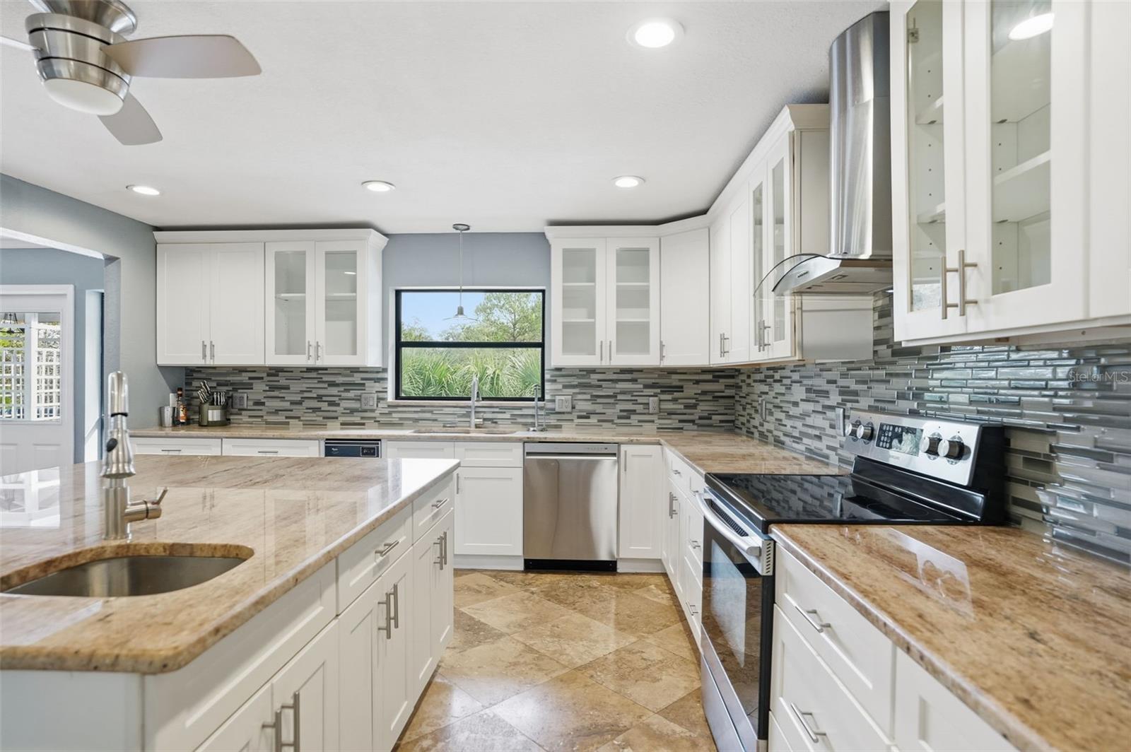 Image 15 of 62 For 23328 Christian Circle