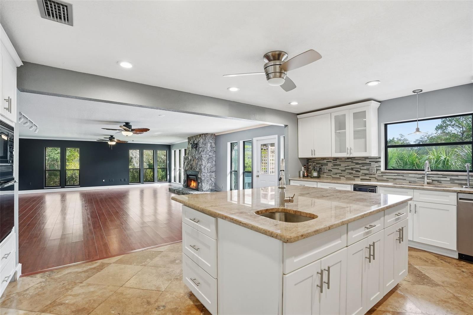 Image 16 of 62 For 23328 Christian Circle