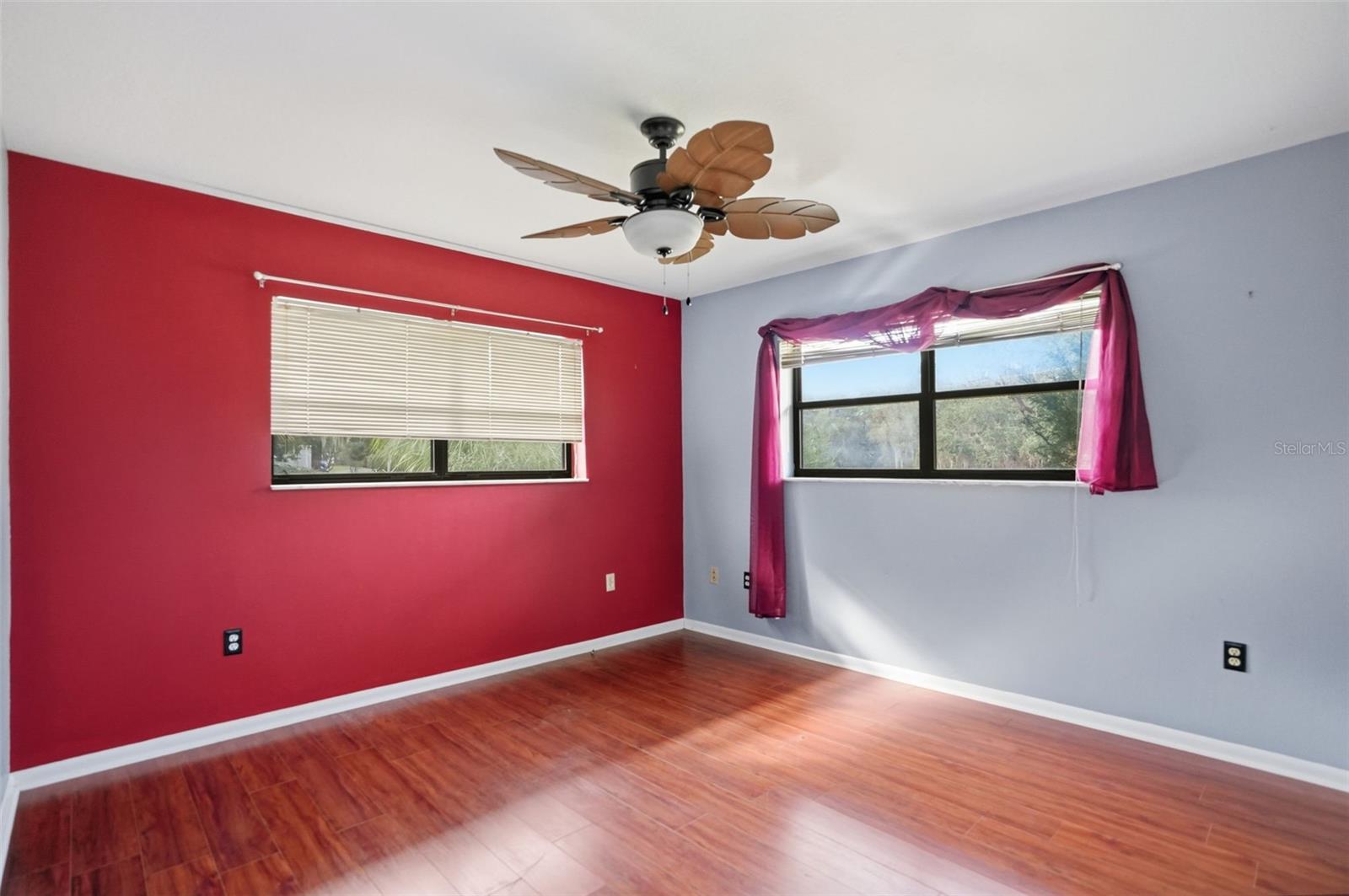 Image 21 of 62 For 23328 Christian Circle