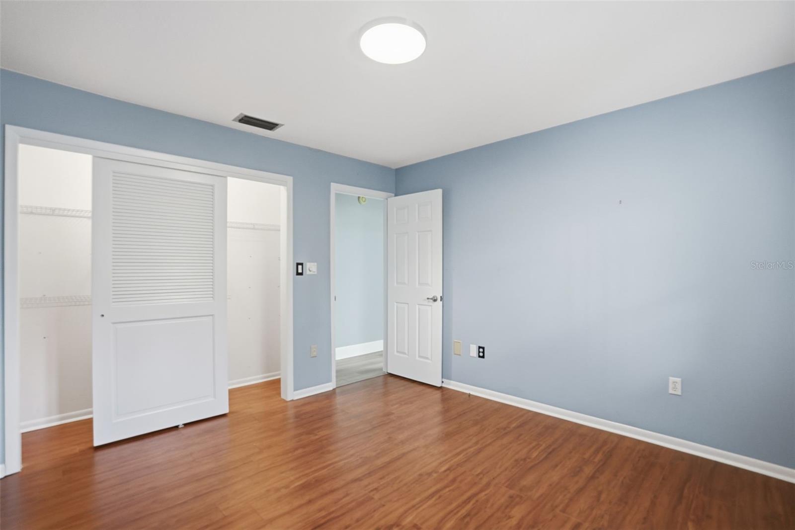 Image 26 of 62 For 23328 Christian Circle