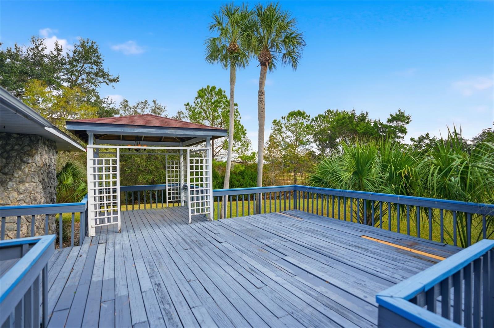 Image 35 of 62 For 23328 Christian Circle