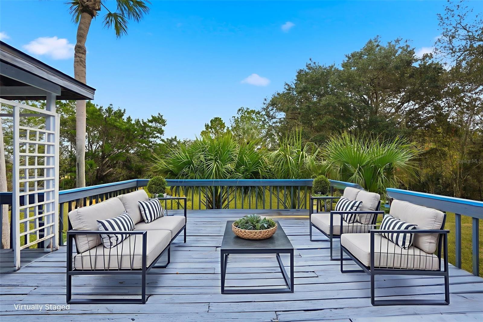 Image 40 of 62 For 23328 Christian Circle