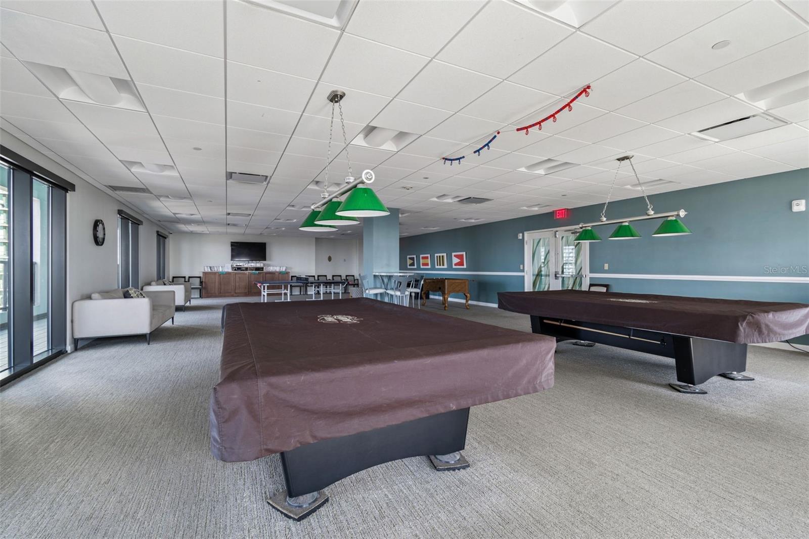 Image 42 of 54 For 1 Beach Drive Se 2008