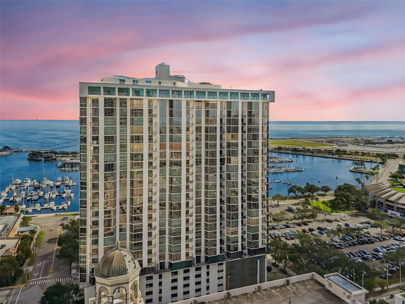 Image 54 of 54 For 1 Beach Drive Se 2008