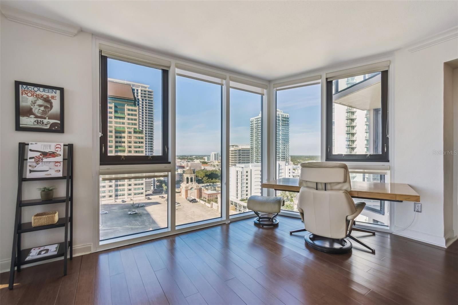 Image 9 of 54 For 1 Beach Drive Se 2008