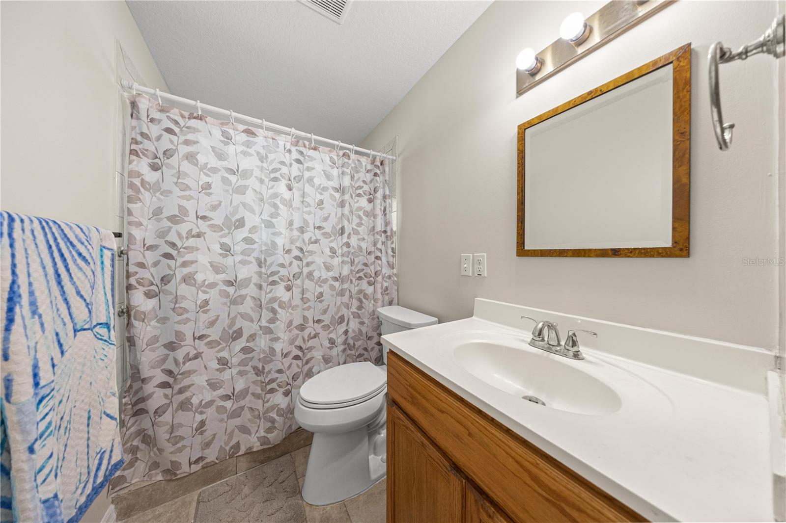 Image 21 of 48 For 7999 187th Avenue