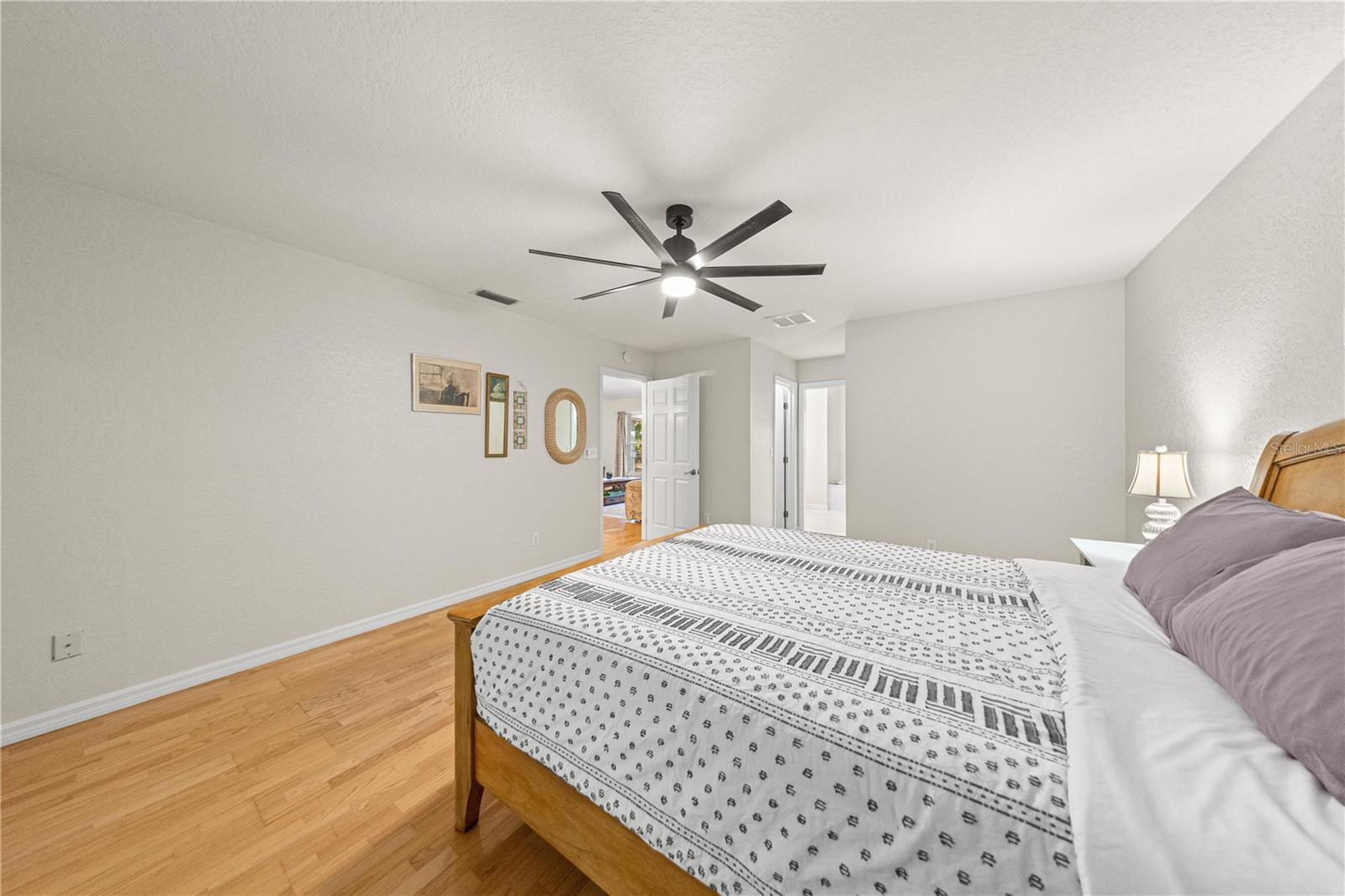 Image 25 of 48 For 7999 187th Avenue