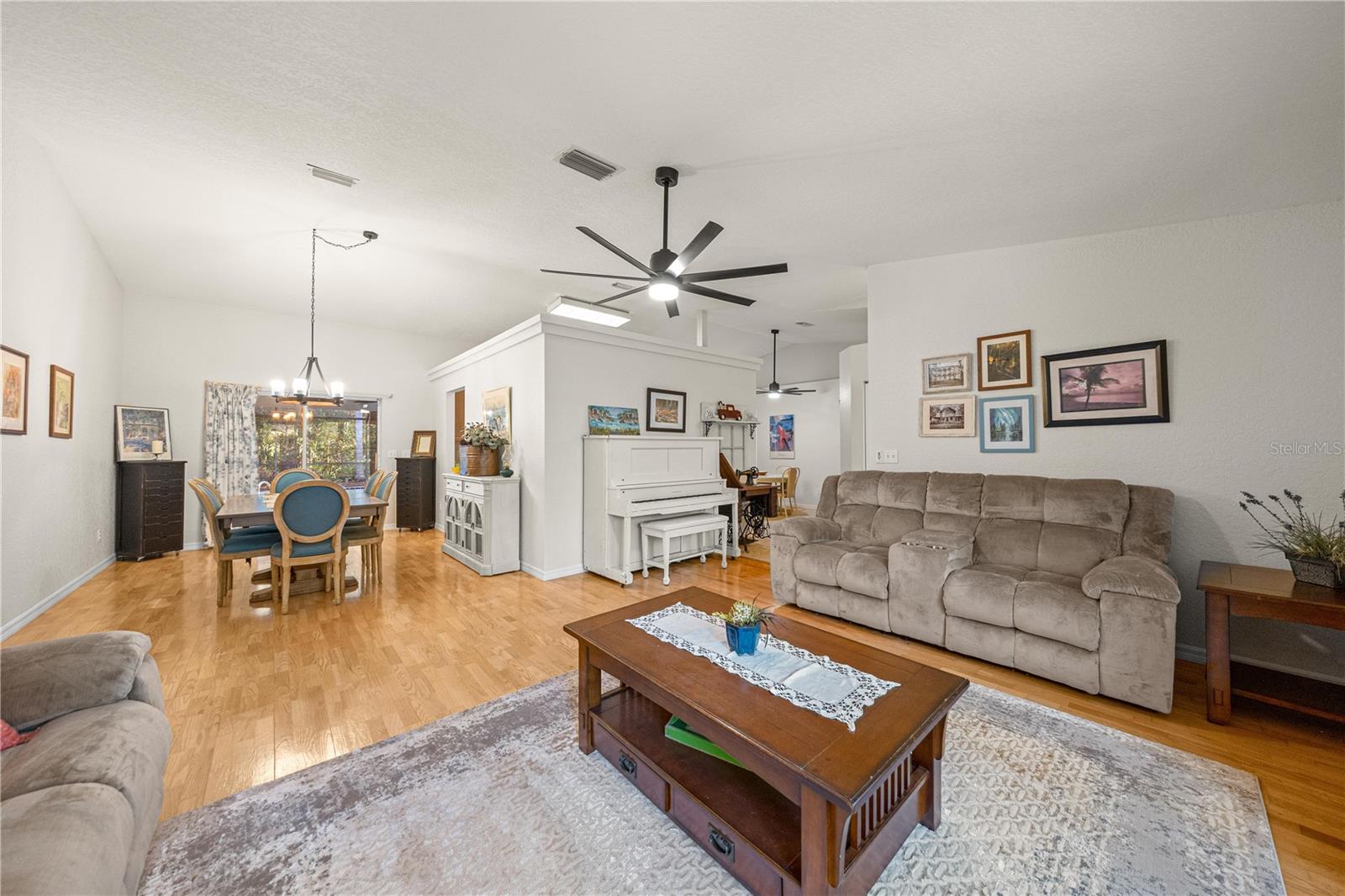 Image 9 of 48 For 7999 187th Avenue