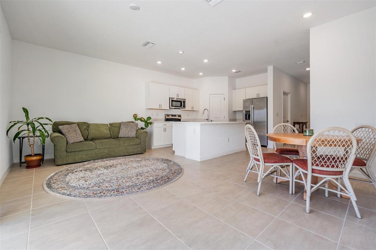 Image 10 of 34 For 2182 Hallier Cove