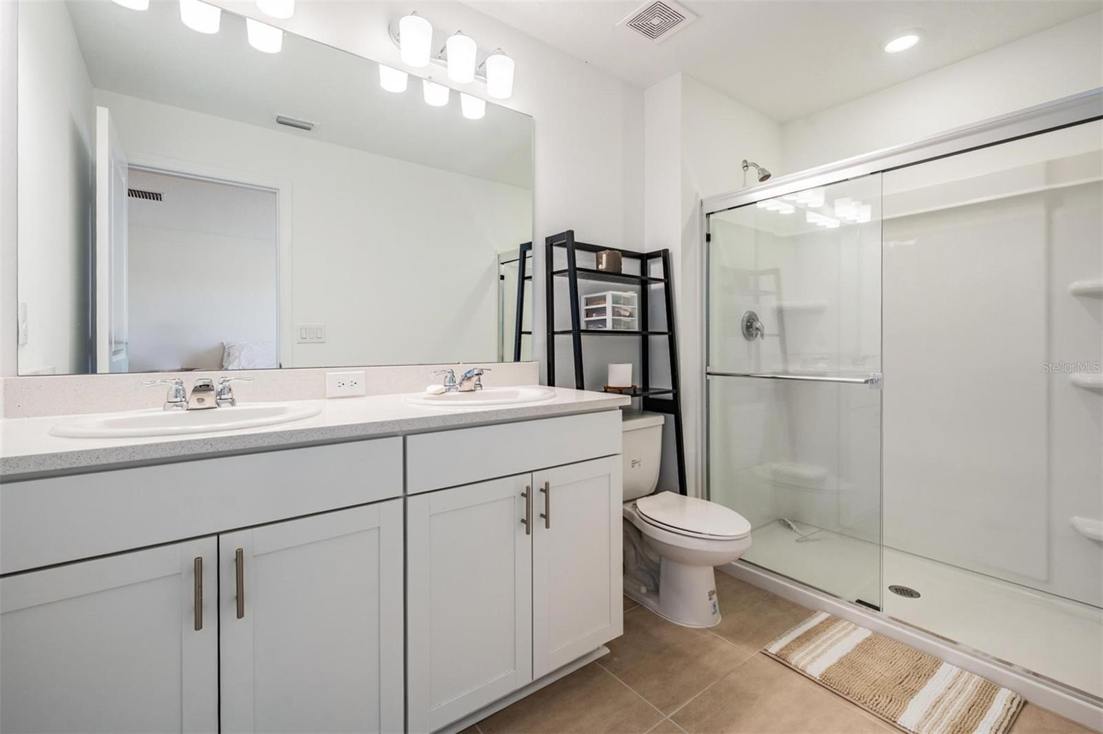 Image 16 of 34 For 2182 Hallier Cove