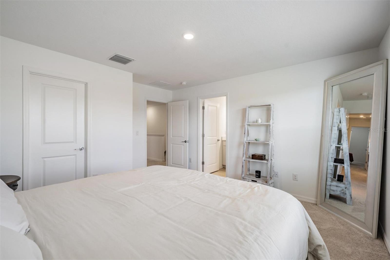 Image 19 of 34 For 2182 Hallier Cove