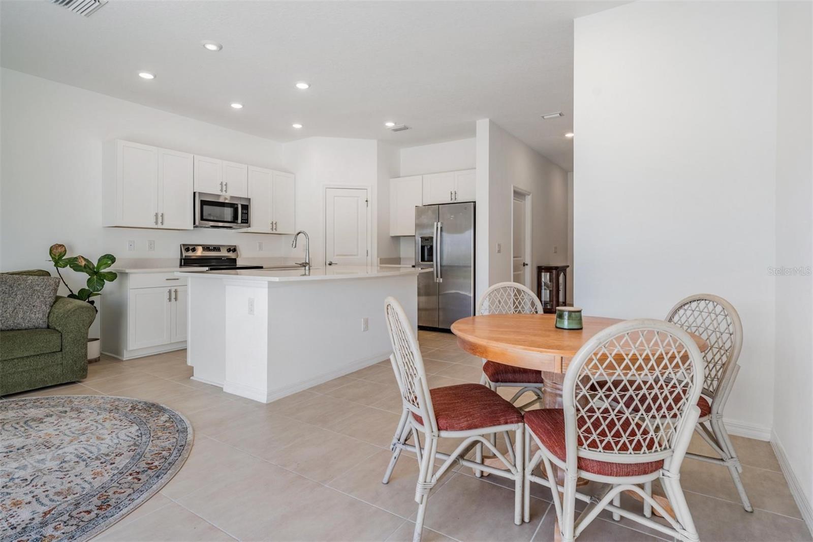 Image 7 of 34 For 2182 Hallier Cove