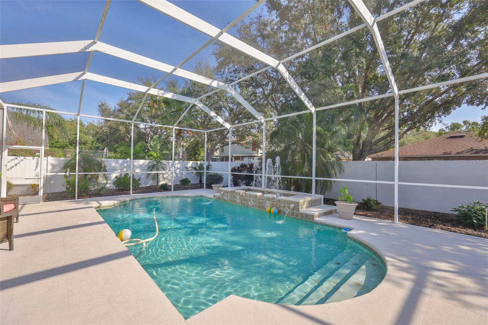 Image 24 of 40 For 9062 Pinebreeze Drive